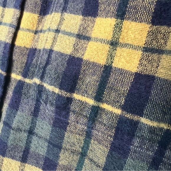 L.L Bean Men’s Plaid Flannel Button Down Shirt Yellow Green Gorpcore Medium Reg - Picture 6 of 8